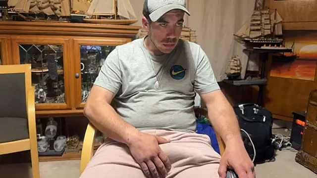ScubaStevex online show from 05/15/26, 05:38