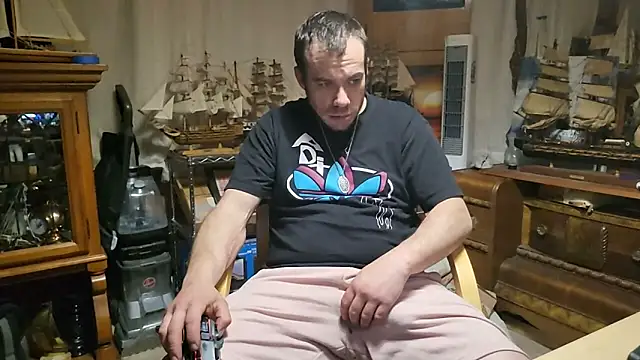 ScubaStevex online show from 03/11/26, 02:38