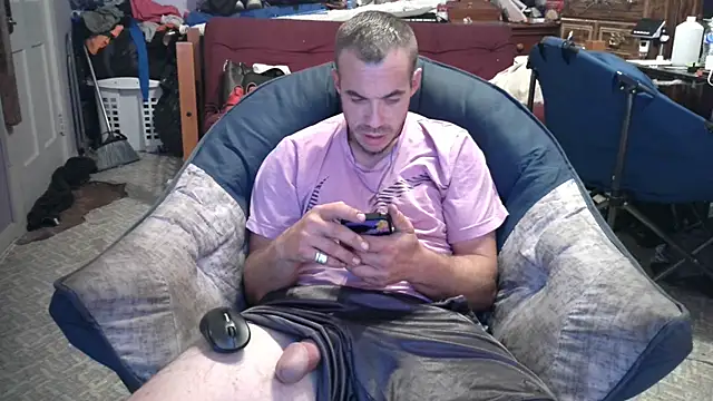 ScubaStevex online show from 09/08/25, 09:25