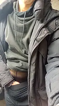 Snapshot of Danny22333 chatting on 10/25/25, 07:03 Danny22333 online show from 10/25/25, 07:03