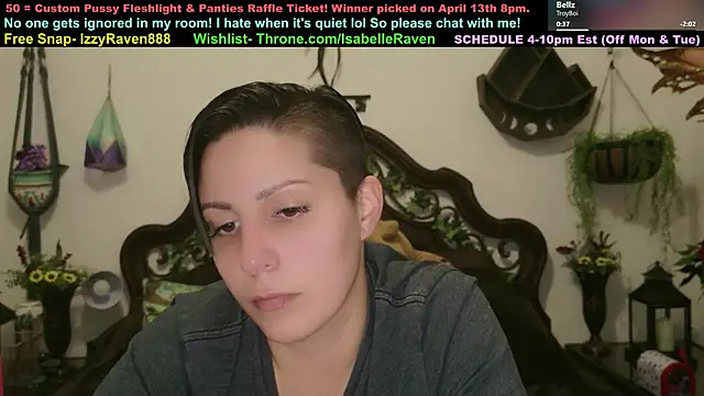 IsabelleRaven online show from 04/06/26, 12:50