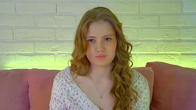 SelinSwarovski online show from 03/21/26, 04:11