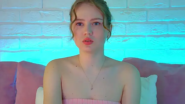 SelinSwarovski online show from 03/15/26, 04:25