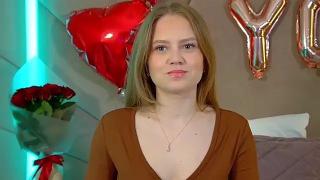 SelinSwarovski online show from 02/15/26, 04:39