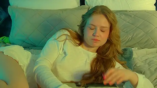 SelinSwarovski online show from 03/26/26, 04:33