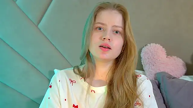 SelinSwarovski online show from 03/28/26, 04:41