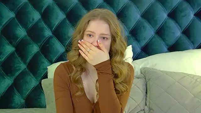 SelinSwarovski online show from 04/12/26, 04:21