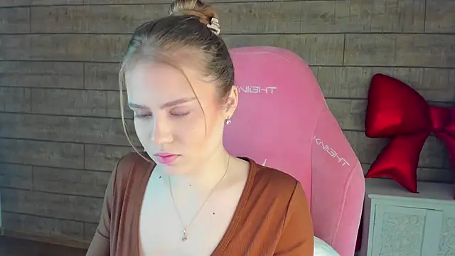 SelinSwarovski online show from 02/26/26, 04:29