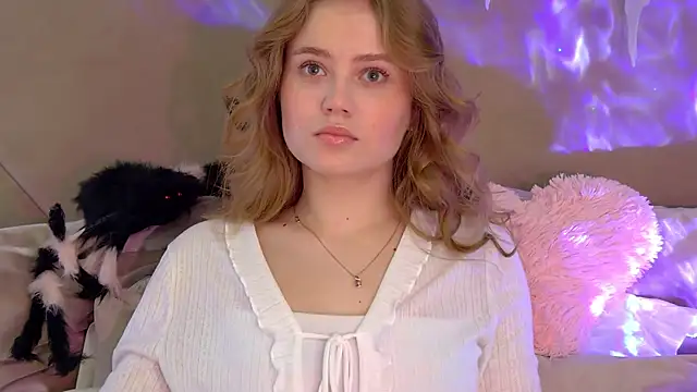 SelinSwarovski online show from 10/29/25, 05:12