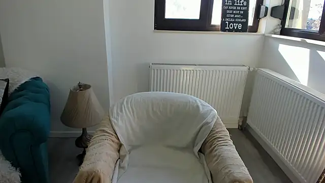 Arya Shinex online show from 11/03/25, 08:40