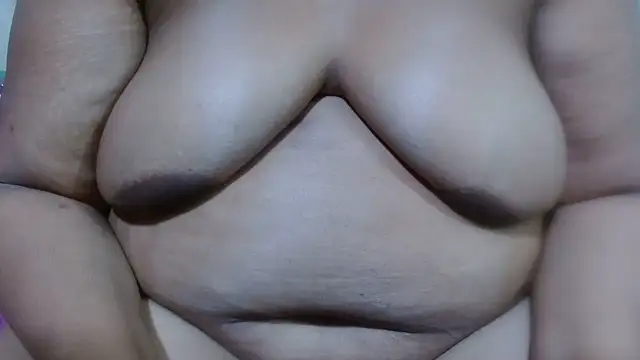 AuntyBigMadam87 online show from 04/16/26, 05:57