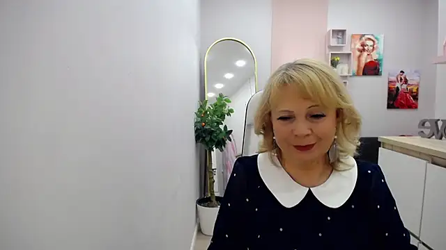 Milla Cutie18 online show from 04/09/26, 05:09