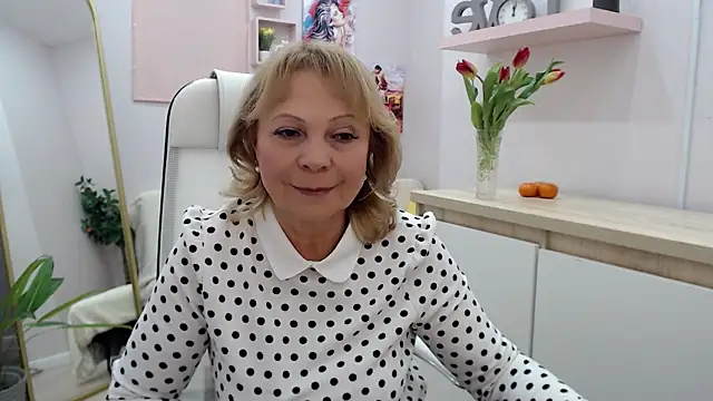 Snapshot of Milla_Cutie18 chatting on 03/06/25, 06:30 Milla Cutie18 online show from 03/06/25, 06:30