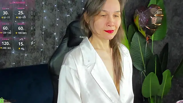 Lillian White online show from 02/19/26, 01:02