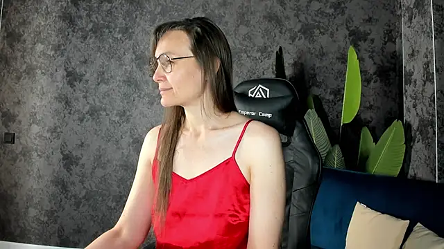 Lillian White online show from 10/19/25, 11:40