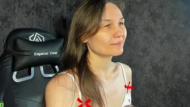 Lillian White online show from 03/01/26, 12:54