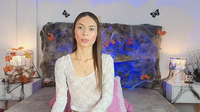 NicolMiller4 online show from 10/22/25, 02:11