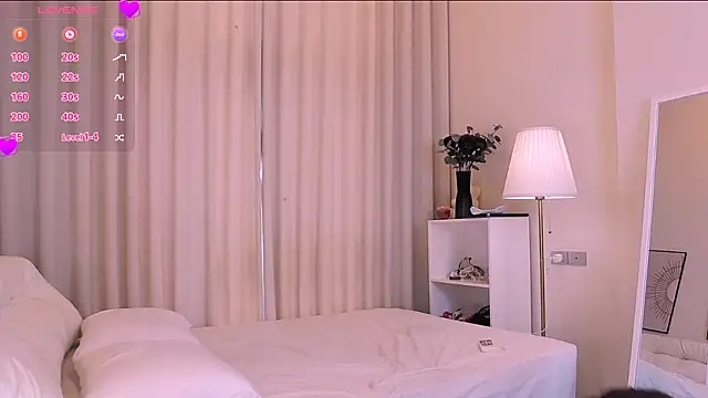 Melissa Mone online show from 11/13/25, 04:16