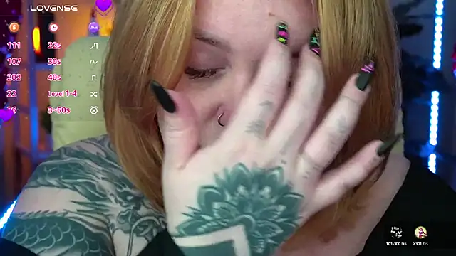 ZaraReignn online show from 02/21/25, 12:27