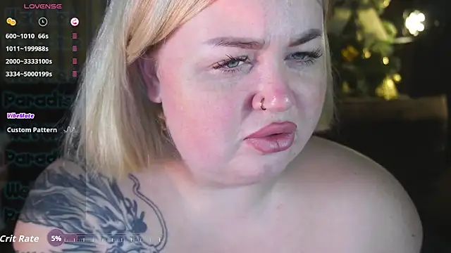 ZaraReignn online show from 12/21/25, 08:31