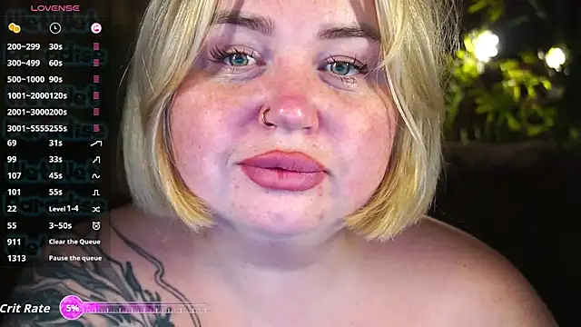 ZaraReignn online show from 11/06/25, 09:08