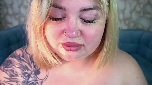 ZaraReignn online show from 03/18/26, 09:26