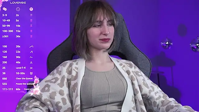 LuxRayi online show from 03/05/26, 06:10