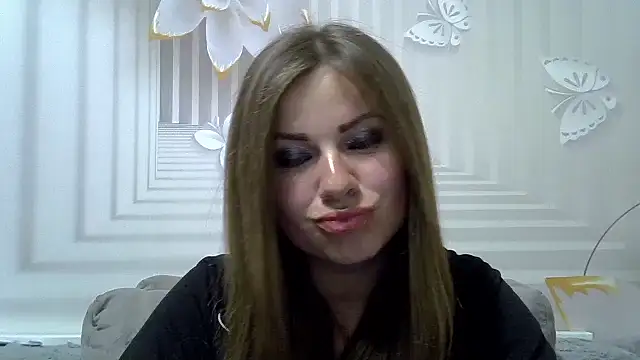 TinaFun4u online show from 04/24/26, 08:33