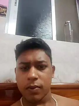 Snapshot of sailord chatting on 10/21/25, 05:01 sailord online show from 10/21/25, 05:01