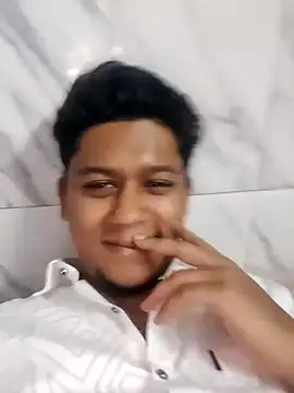 Snapshot of sailord chatting on 02/19/25, 06:43 sailord online show from 02/19/25, 06:43