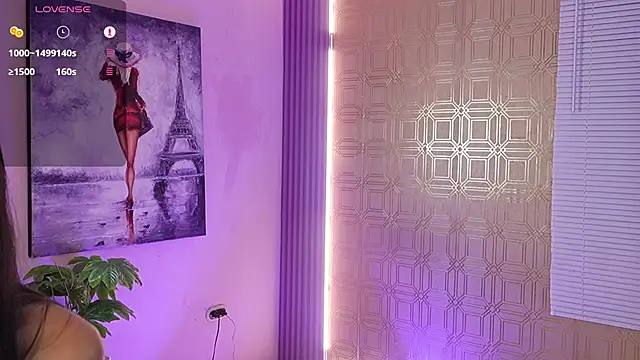 Bella19  online show from 11/28/25, 09:59