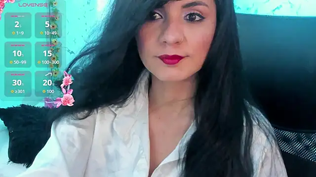 Snapshot of elissa_iris chatting on 06/19/26, 02:17 elissa iris online show from 06/19/26, 02:17