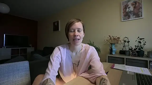 SexyExclusiveflower online show from 10/17/25, 07:00