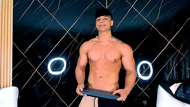 Owen Muzcle online show from 11/06/25, 09:30