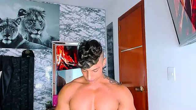 Owen Muzcle online show from 02/28/25, 12:32