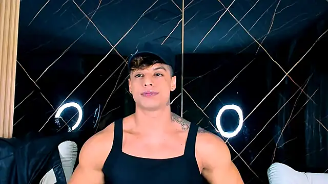 Owen Muzcle online show from 10/17/25, 02:15