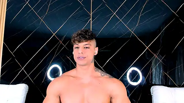 Owen Muzcle online show from 09/25/25, 11:05