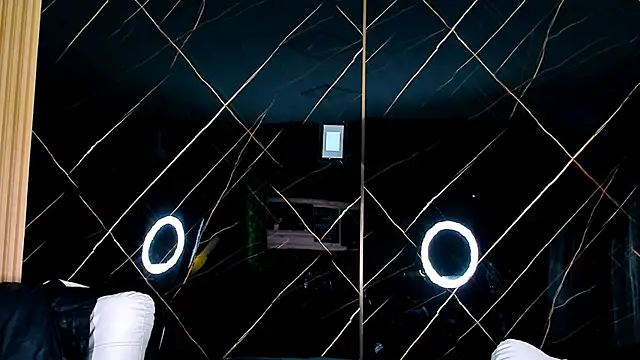 Owen Muzcle online show from 10/19/25, 06:21