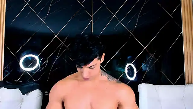 Owen Muzcle online show from 01/07/26, 02:22