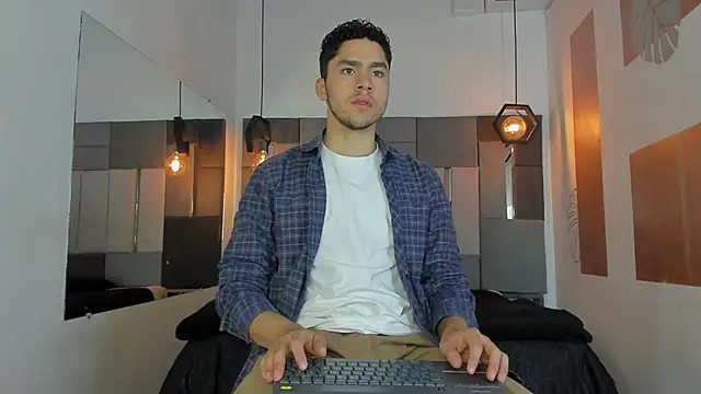 LiamNovak online show from 02/11/26, 12:49