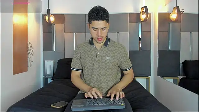 LiamNovak online show from 01/08/26, 03:07