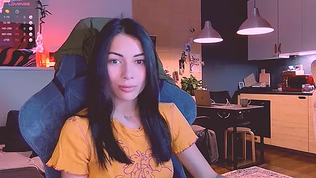 KatiKate online show from 10/27/25, 06:09