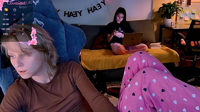 KatiKate online show from 11/10/25, 05:40