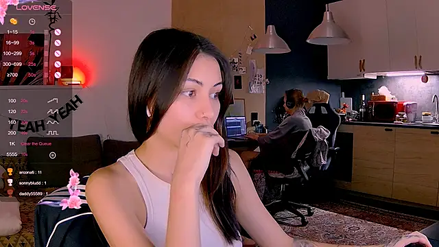 KatiKate online show from 12/13/25, 08:04