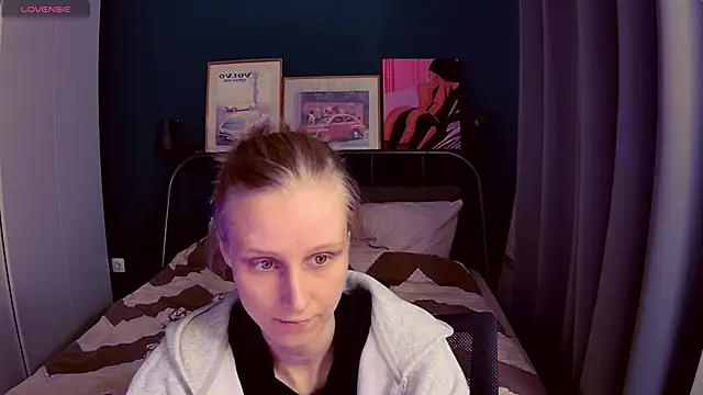 Snapshot of KatiKate chatting on 06/25/26, 05:29 KatiKate online show from 06/25/26, 05:29