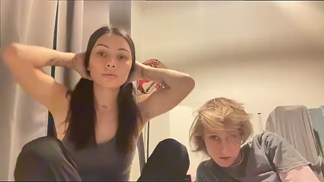 KatiKate online show from 11/23/25, 03:11