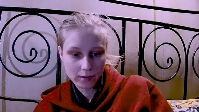 Snapshot of KatiKate chatting on 01/20/25, 02:03 KatiKate online show from 01/20/25, 02:03