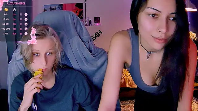 KatiKate online show from 11/25/25, 03:12