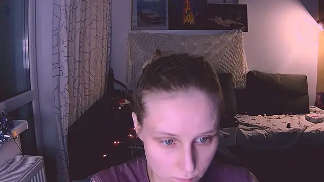 Snapshot of KatiKate chatting on 01/11/25, 11:46 KatiKate online show from 01/11/25, 11:46