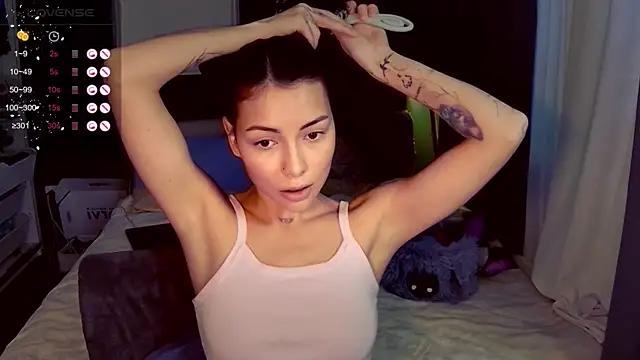 KatiKate online show from 04/23/26, 05:47